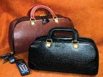 Product Photo: Zipper Physician Bag 12" Black Pebble Leather